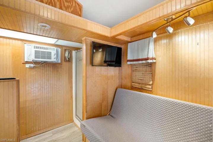 Bench bed and shower