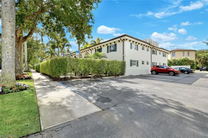 Well-maintained exterior in a quiet Old Naples pocket just minutes from downtown and beaches.