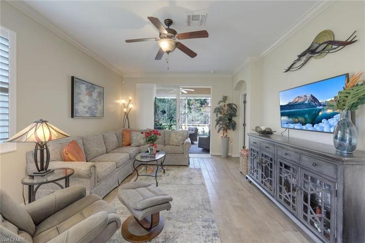 14110  Winchester  CT, Naples, FL 34114