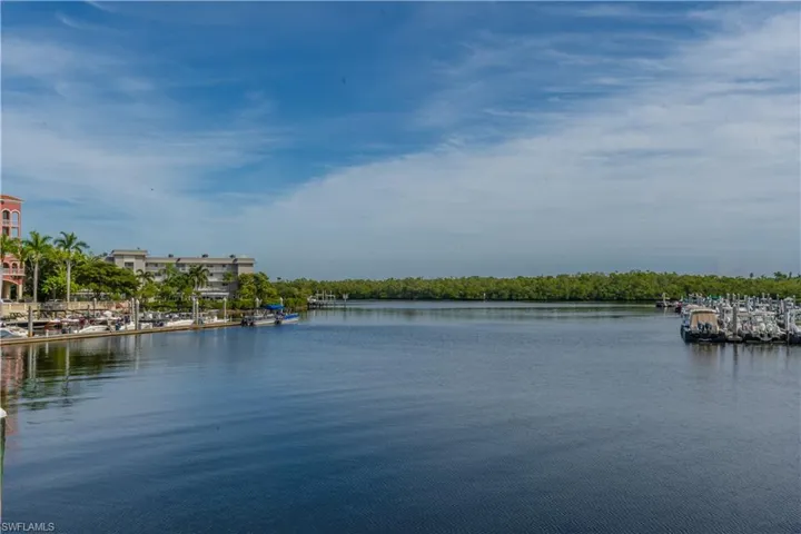 View down Gordon River at Bayfront