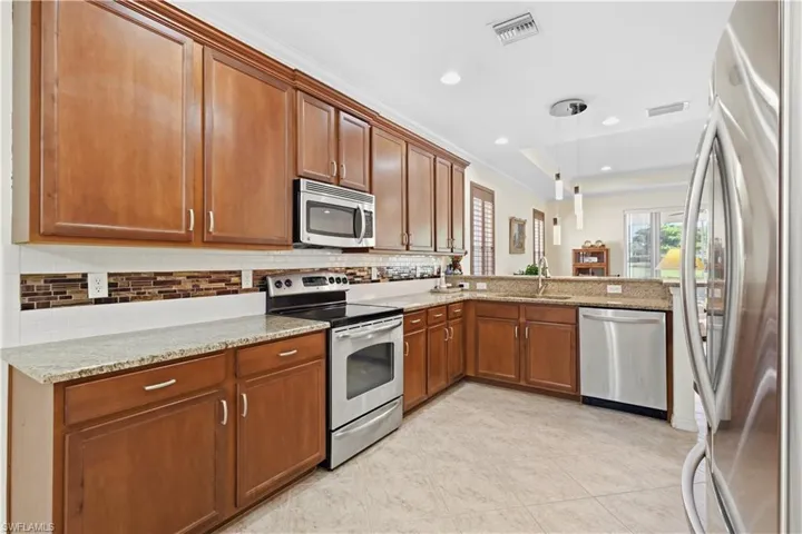 2623 Maraval Ct, Cape Coral, Florida 33991