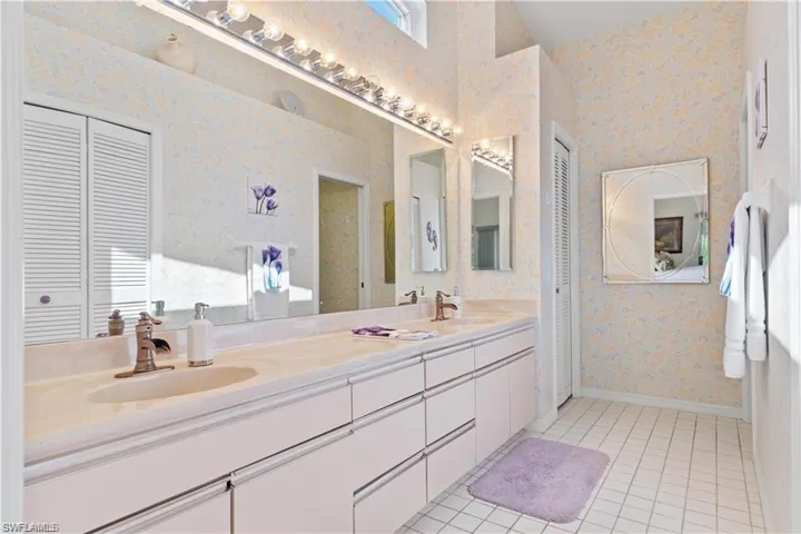 3898  Sabal Springs  BLVD, North Fort Myers, FL 33917