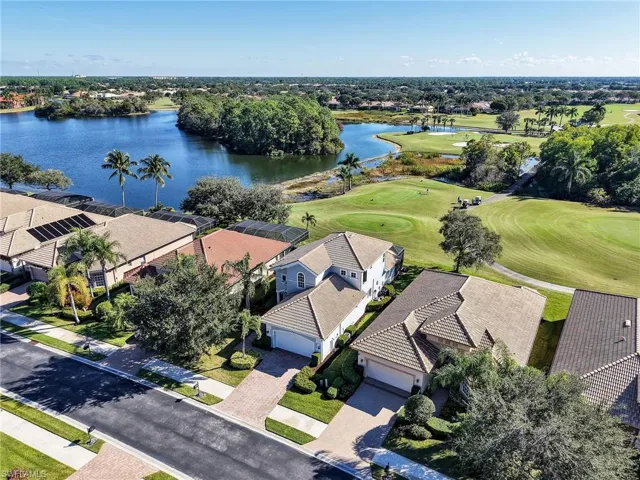 6096 Dogleg Dr, Naples, Florida 34113