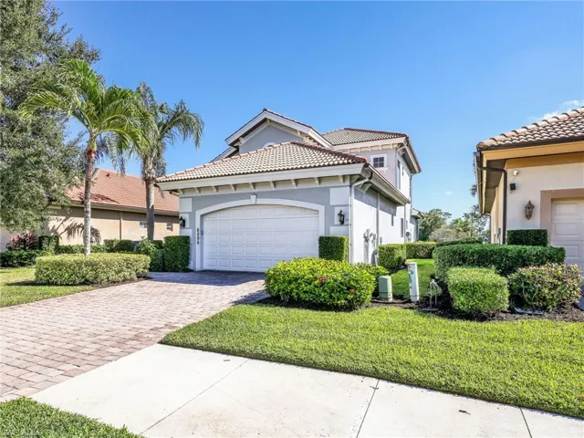 6096 Dogleg Dr, Naples, Florida 34113