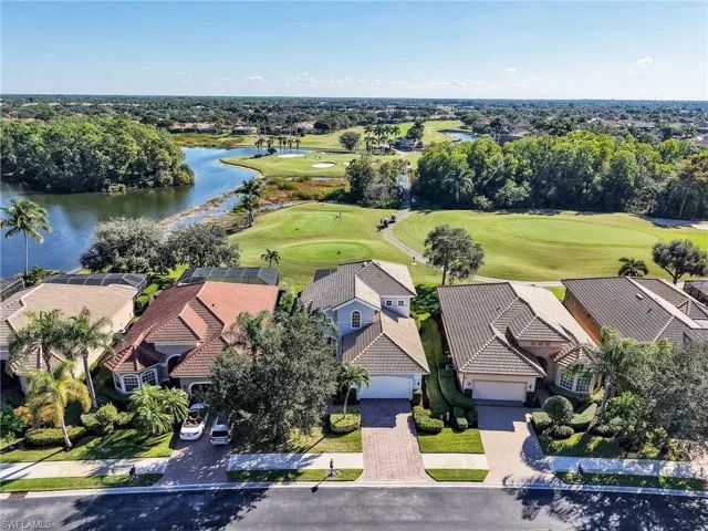6096 Dogleg Dr, Naples, Florida 34113