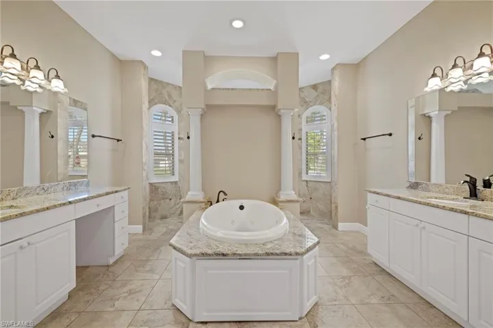 4901 Sw 27th Pl, Cape Coral, Florida 33914