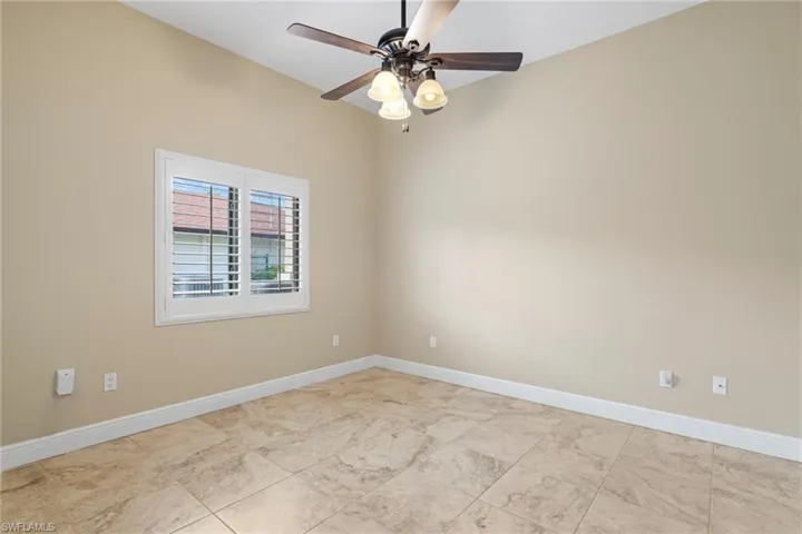 4901 Sw 27th Pl, Cape Coral, Florida 33914
