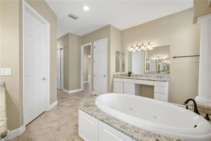 4901 Sw 27th Pl, Cape Coral, Florida 33914