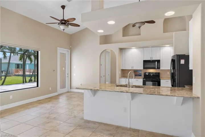 4901 Sw 27th Pl, Cape Coral, Florida 33914