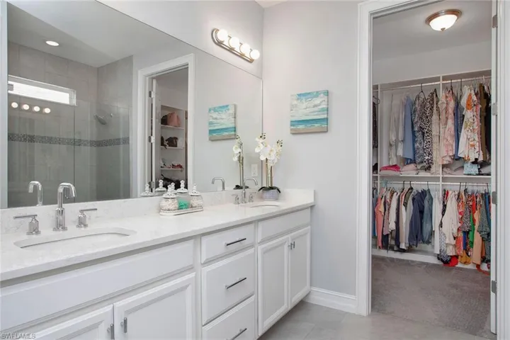 14551  Topsail  DR, Naples, FL 34114