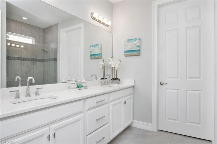 14551  Topsail  DR, Naples, FL 34114
