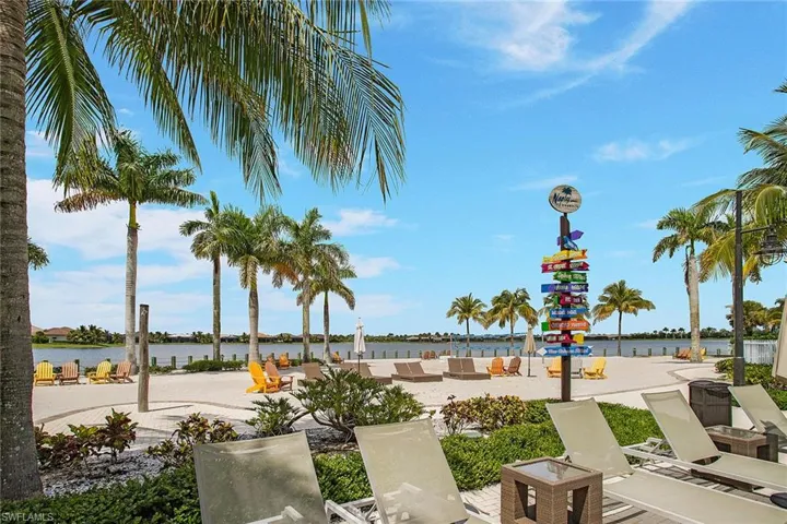 14551  Topsail  DR, Naples, FL 34114