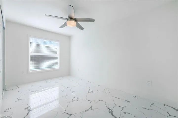6031 Macbeth Ln, Fort Myers, Florida 33908