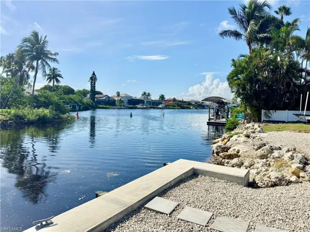 6031 Macbeth Ln, Fort Myers, Florida 33908