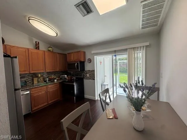 2142 55th Ter Sw B, Naples, Florida 34116