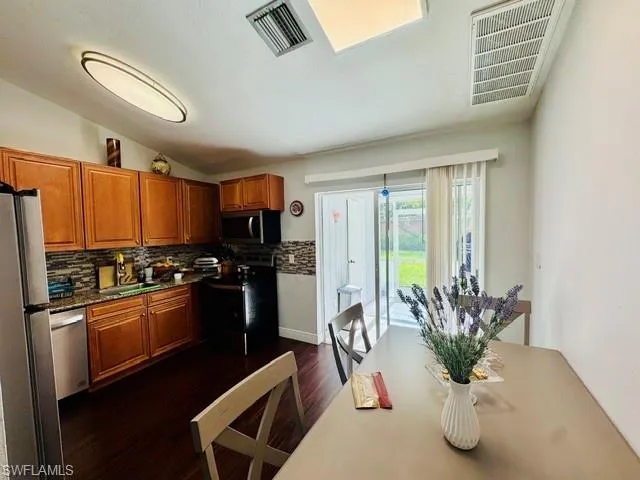 2142 55th Ter Sw B, Naples, Florida 34116