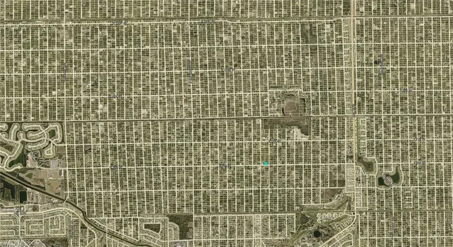 1205 E 6th St, Lehigh Acres, Florida 33972