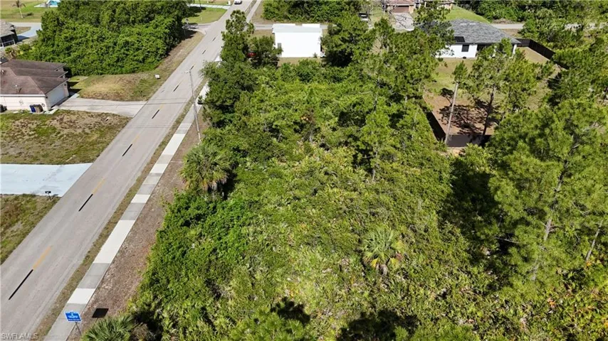 1205 E 6th St, Lehigh Acres, Florida 33972