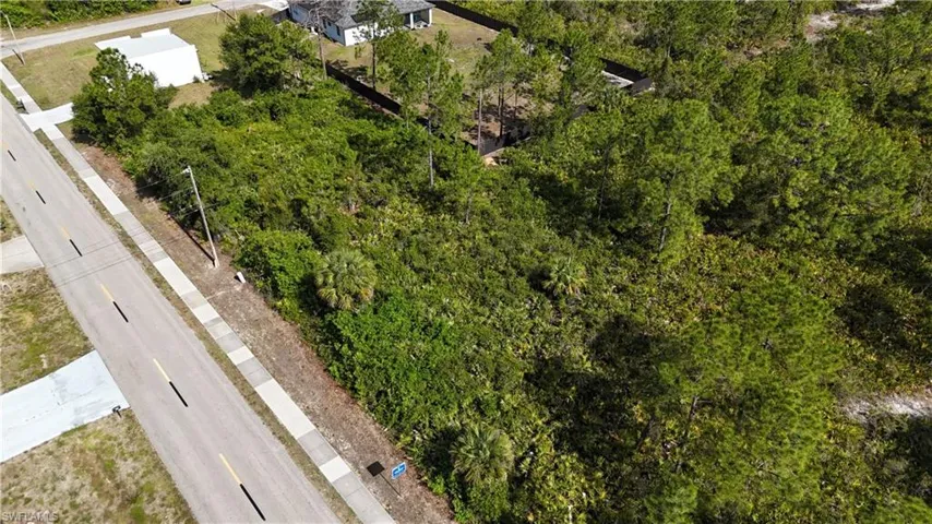 1205 E 6th St, Lehigh Acres, Florida 33972