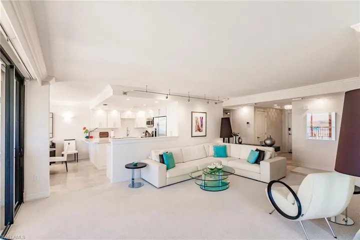 9375  Gulf Shore  DR, Naples, FL 34108