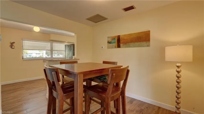 5249 Sunnybrook Ct, Cape Coral, Florida 33904