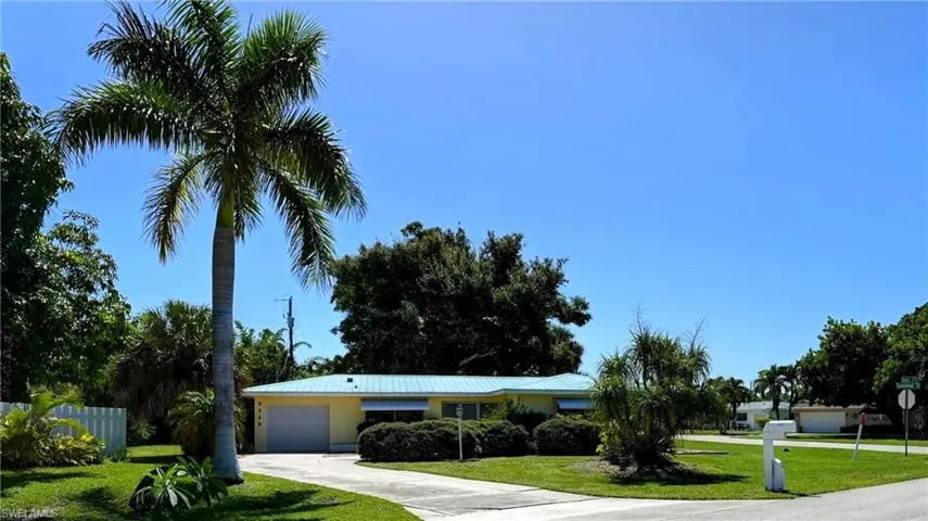 5249 Sunnybrook Ct, Cape Coral, Florida 33904