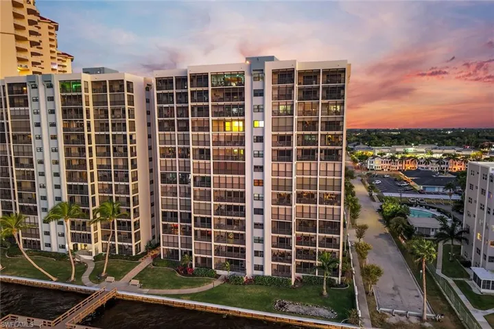 View of apartment building / complex