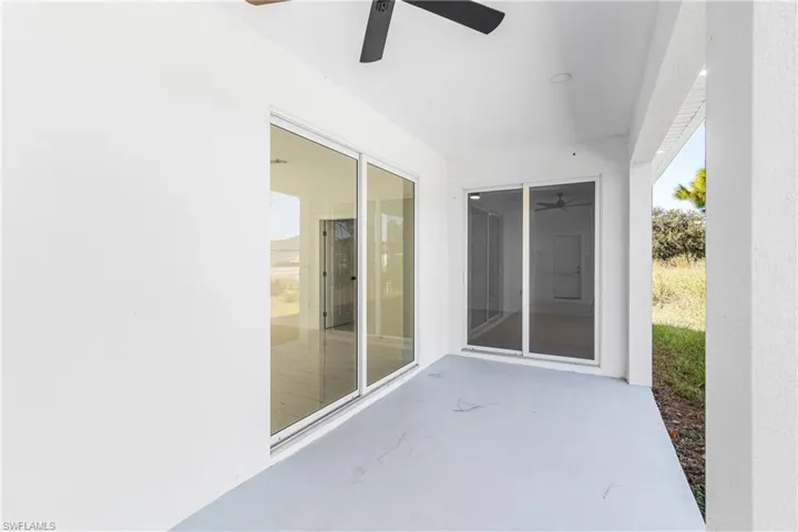 View of patio / terrace with a ceiling fan