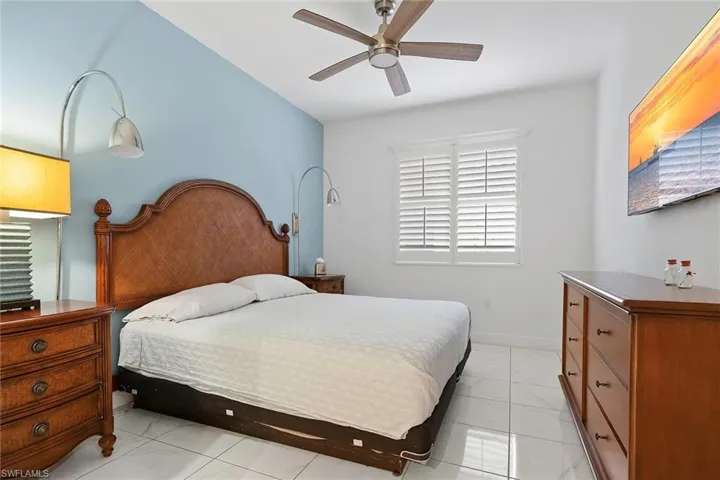 965  Sandpiper  ST, Naples, FL 34102