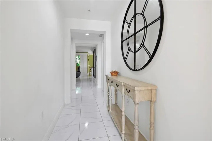 965  Sandpiper  ST, Naples, FL 34102
