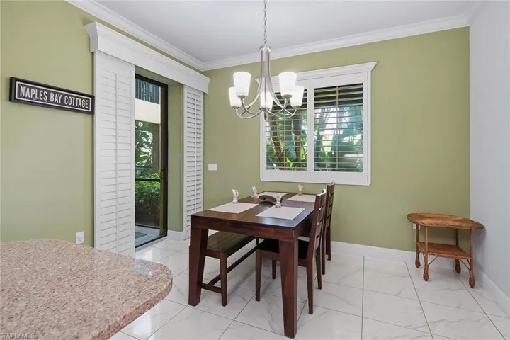 965  Sandpiper  ST, Naples, FL 34102