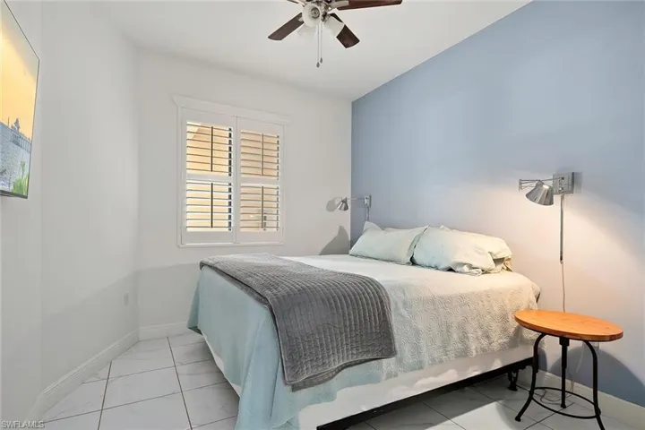 965  Sandpiper  ST, Naples, FL 34102