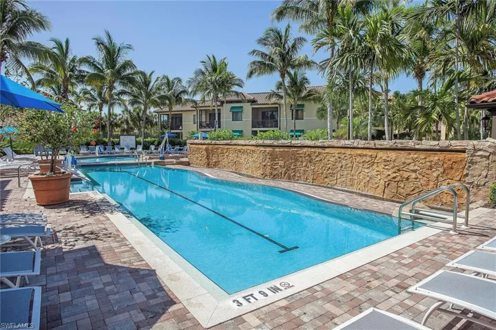965  Sandpiper  ST, Naples, FL 34102