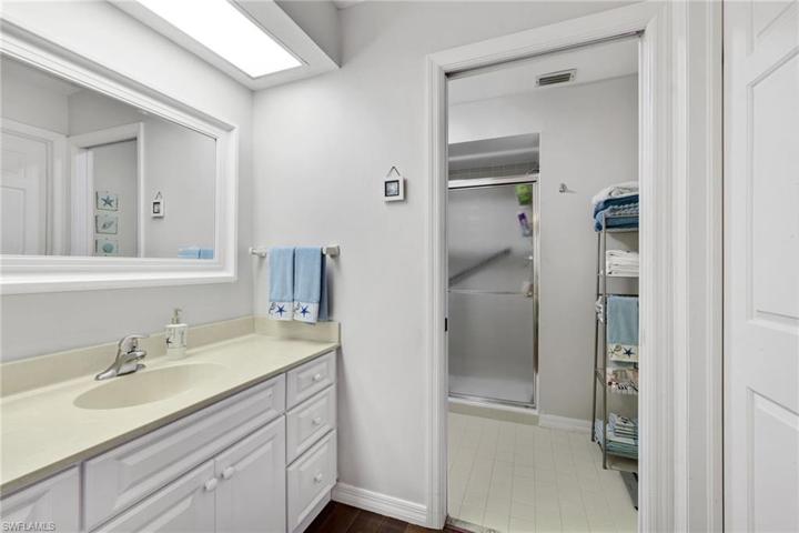 6050  Huntington Woods  DR, Naples, FL 34112