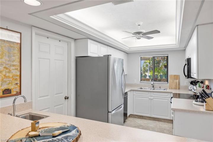 6050  Huntington Woods  DR, Naples, FL 34112