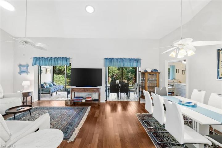 6050  Huntington Woods  DR, Naples, FL 34112