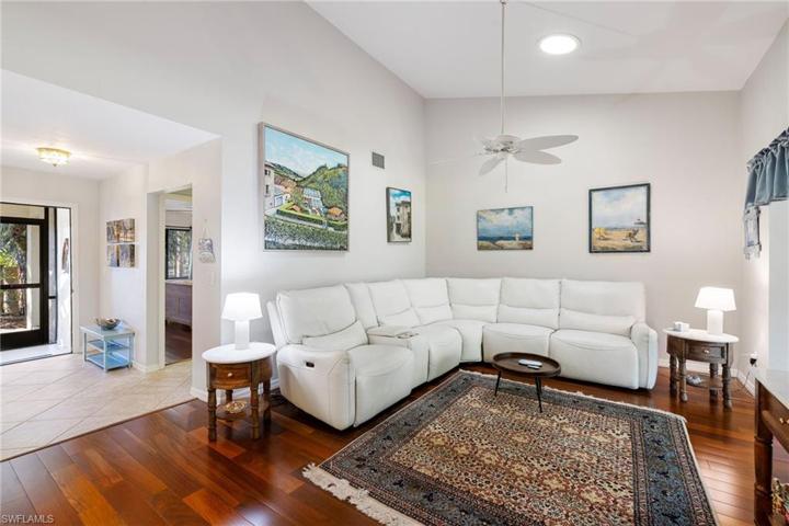 6050  Huntington Woods  DR, Naples, FL 34112