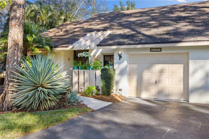 6050  Huntington Woods  DR, Naples, FL 34112