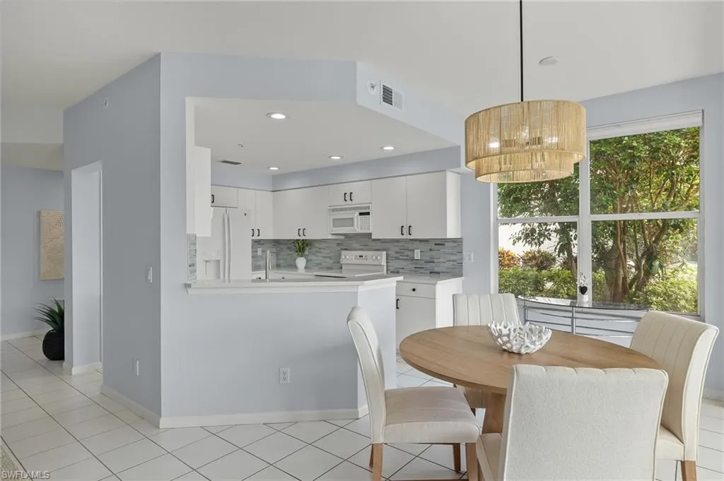 7786 Gardner DR, Naples, FL 34109,224082717