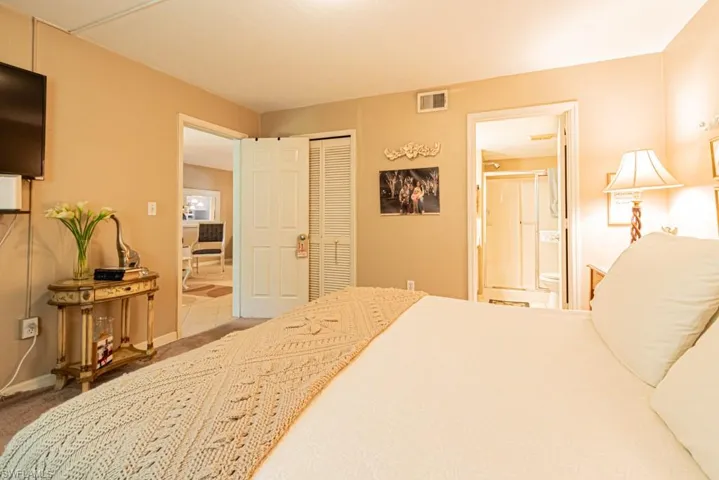 130 Cypress Way E 1, Naples, Florida 34110