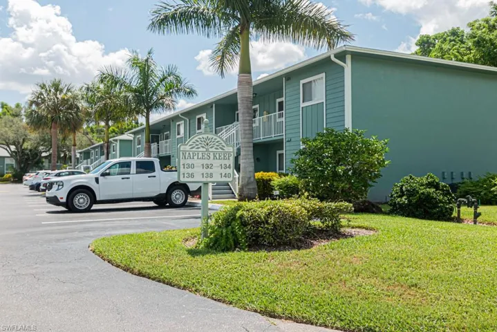 130 Cypress Way E 1, Naples, Florida 34110