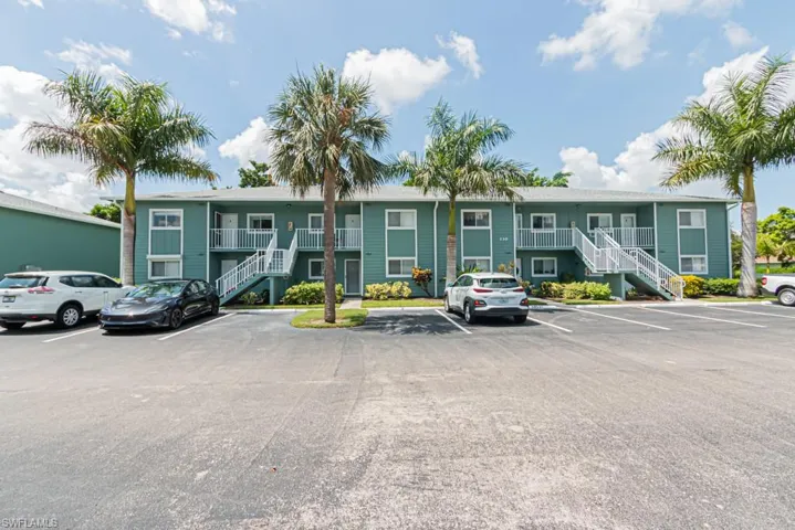 130 Cypress Way E 1, Naples, Florida 34110