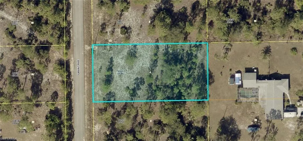 Aerial Plat Map. Indicating the property boundaries and surrounding parcels