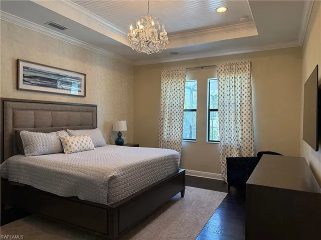Master Bedroom - King Bed