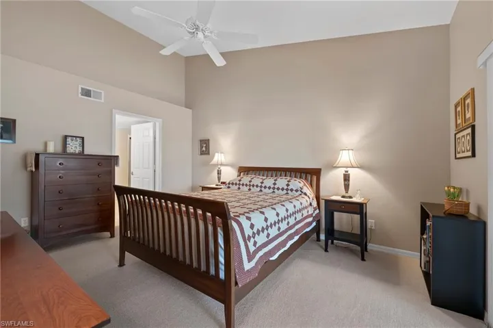 2885 Citrus Lake DR # 302, NAPLES FL 34109