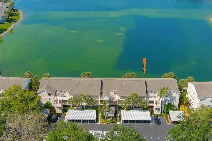 2885 Citrus Lake DR # 302, NAPLES FL 34109