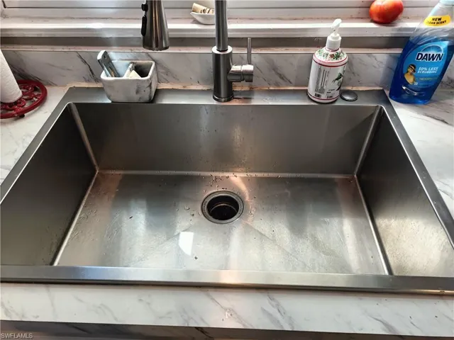 NEW FARMERS SINK