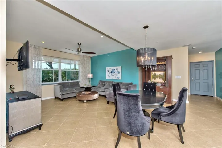Great Room - Front Hallway