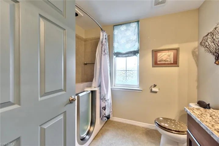 2nd Full Bathroom