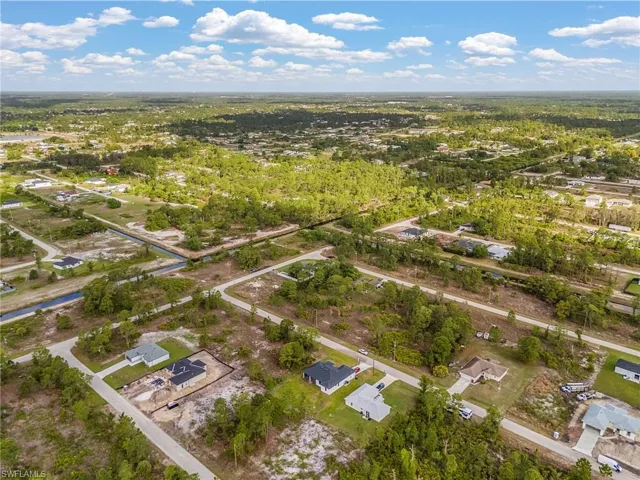 1113 Darling St E, Lehigh Acres, Florida 33974